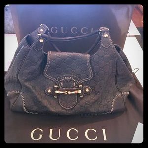 Authentic Gucci handbag EUC
