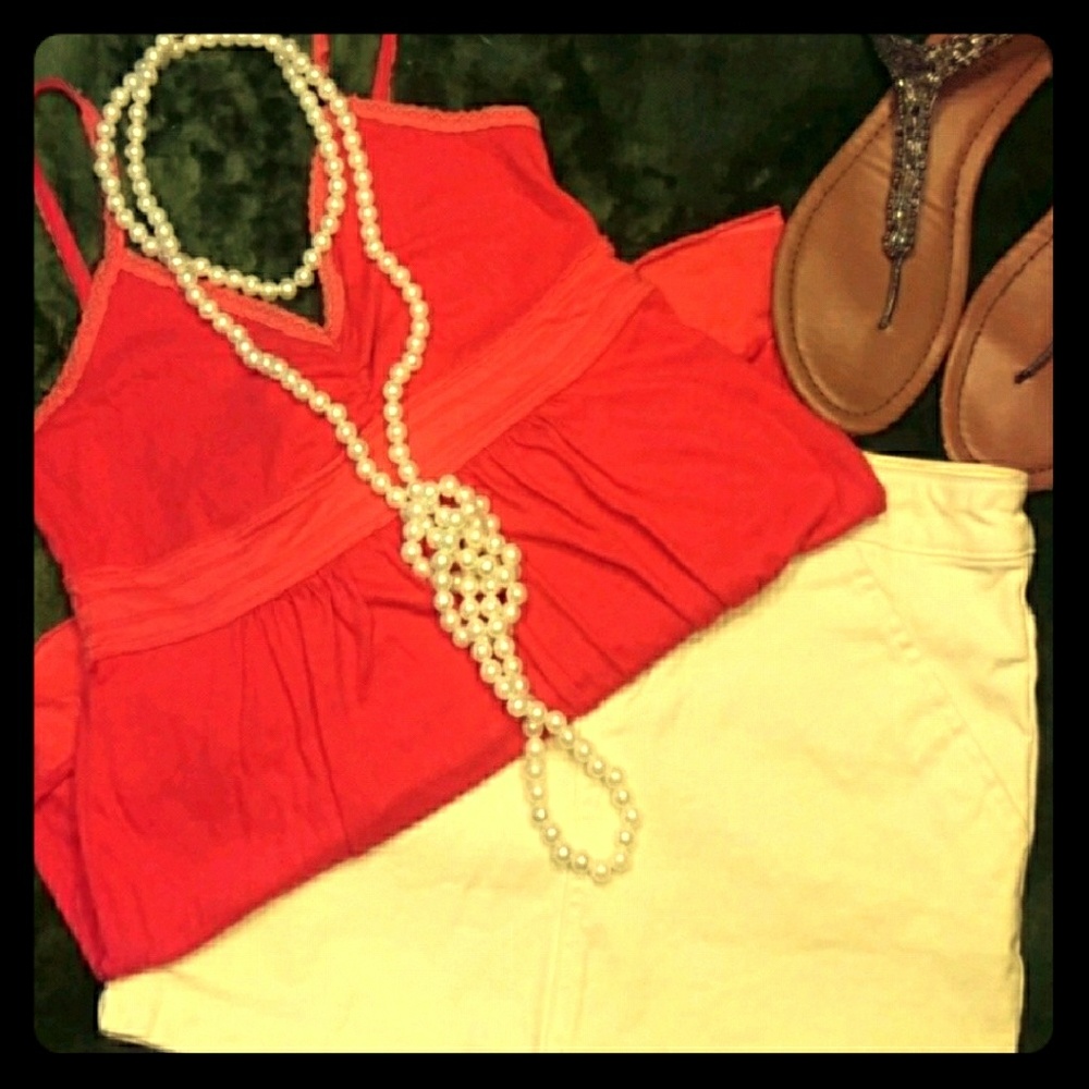 MOVING SALE! Hollister Tank