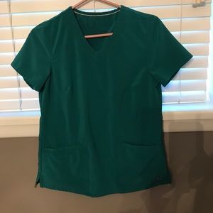 Urbane performance scrub set