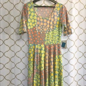 Floral NWT medium Nicole lularoe dress