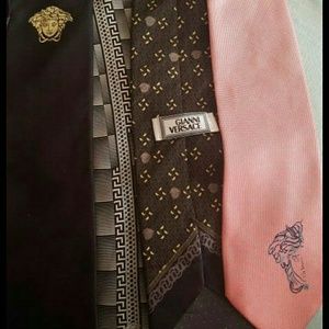 4 vintage Gianni Versace ties