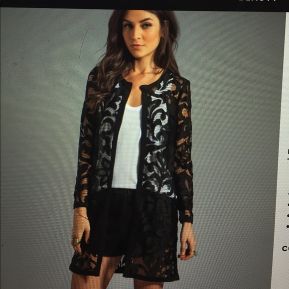 Milly black lace open front cardigan size8 shrug