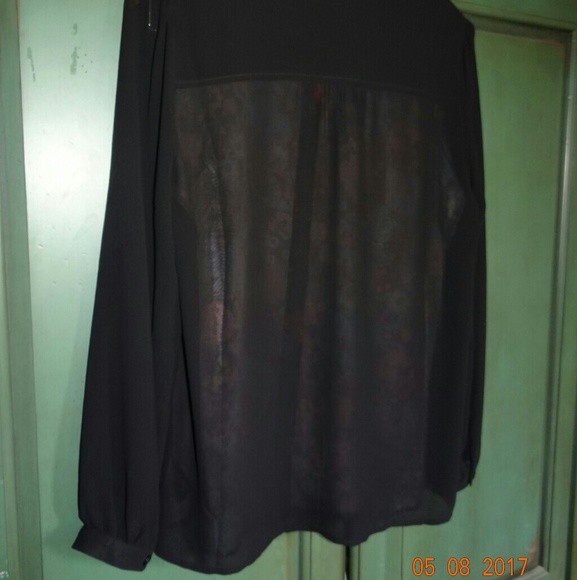 Forever 21 Black Floral Sheer Top - Picture 4 of 5