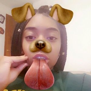 Meet your Posher, Tanasia