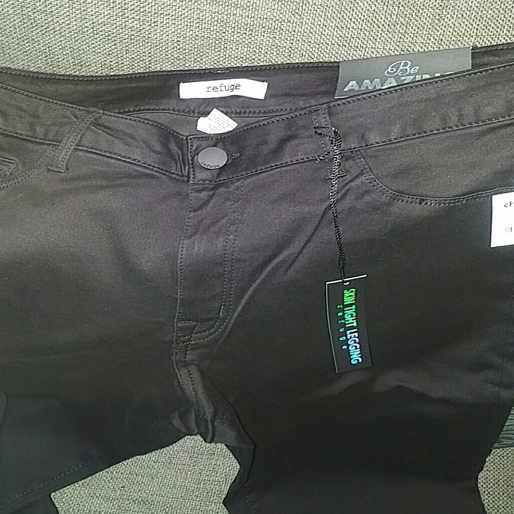 Womens' Black Jeggings