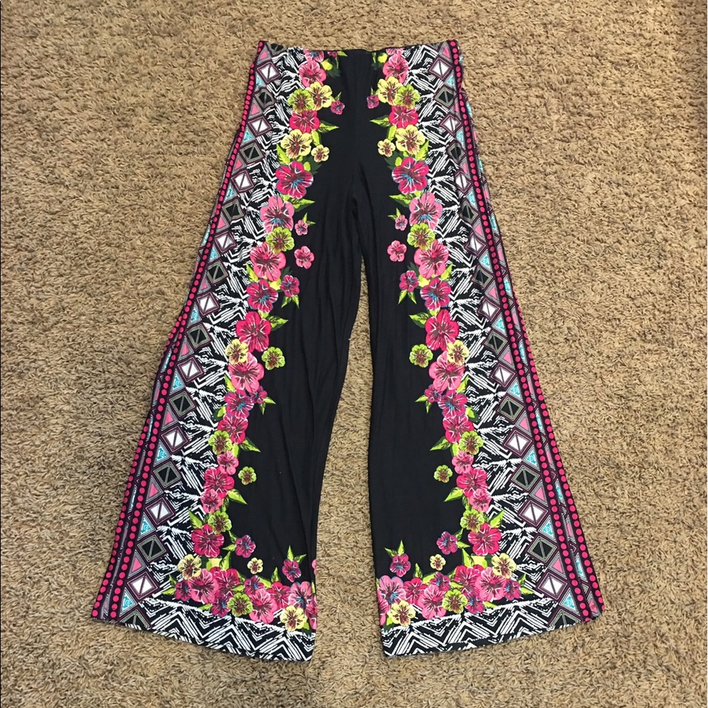 FLARE PANTS size medium