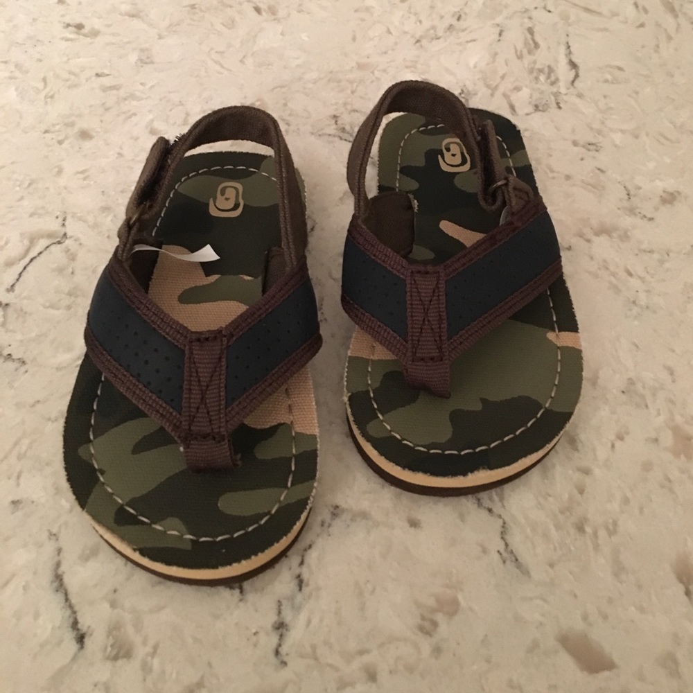 Toddler Boys flip flop sandals