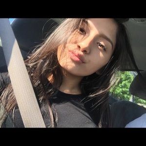 Meet your Posher, Steph