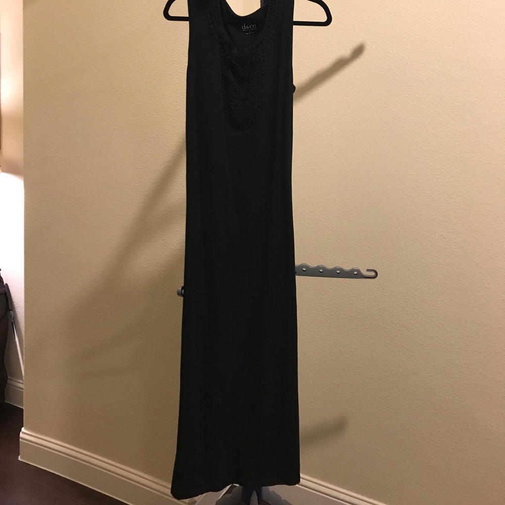 Embroidered black dress w/ shrug