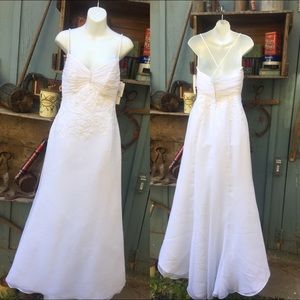 👰🏻✨💍NWT WEDDING DRESS💍✨👰🏻