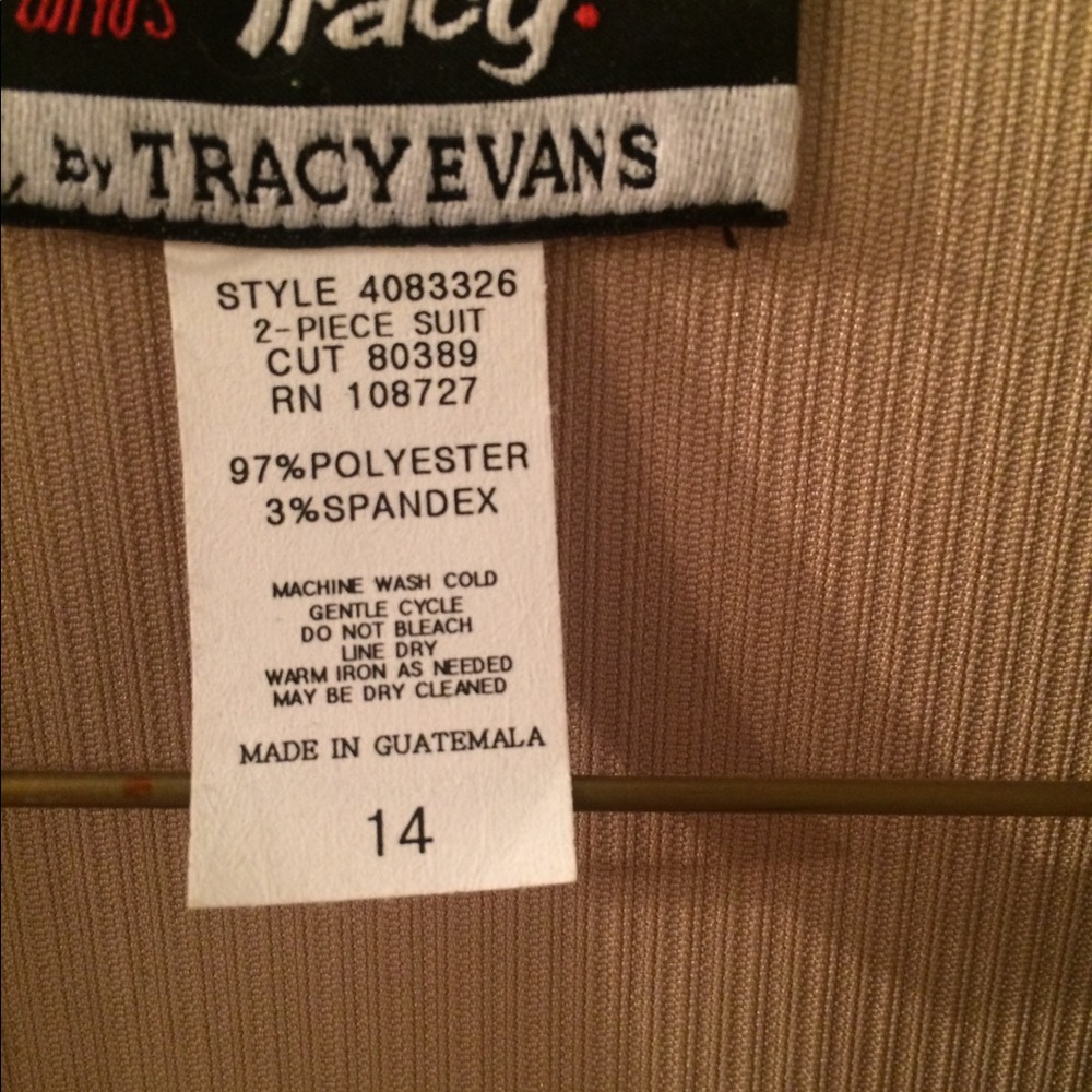 Tracy Evans tan Size 14 professional Blazer - Picture 3 of 4