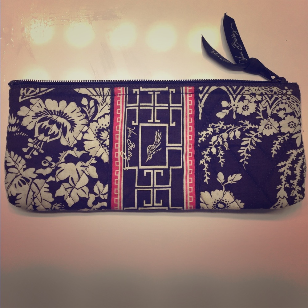Makeup bag