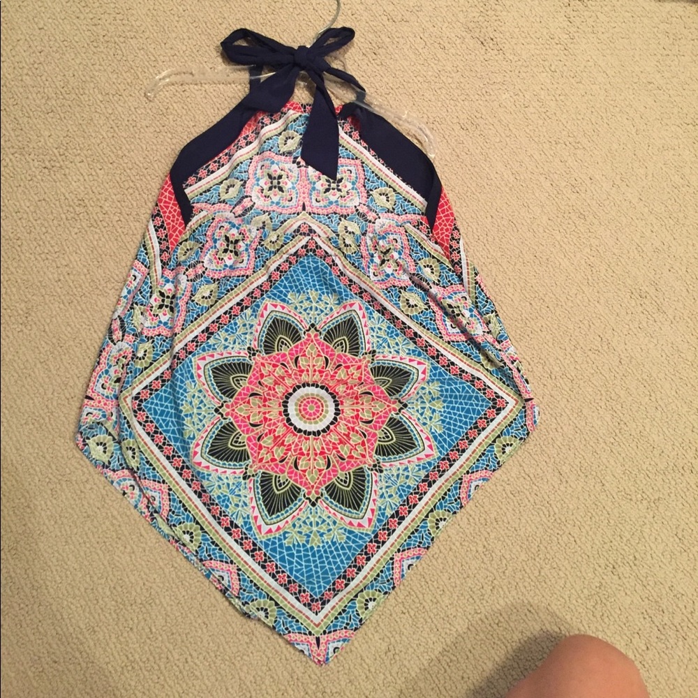 Halter Top - Picture 2 of 3