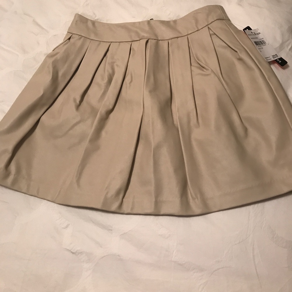 NWT tan leather skirt