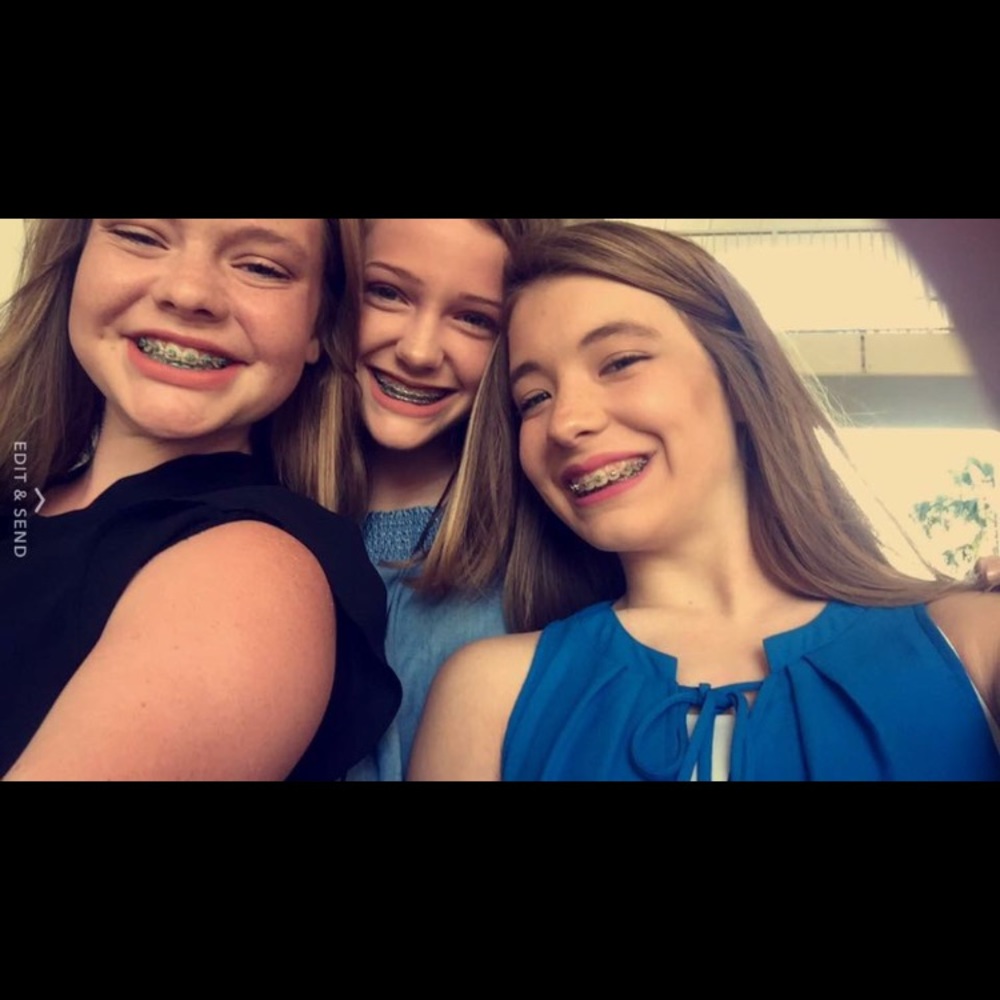 Meet your Posher, Ella