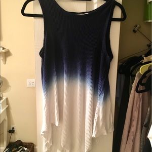 NWOT Blue and white ombré top