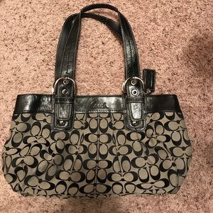 Coach signature shoulder bag!