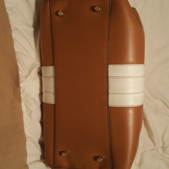 Tory Burch Purse - Picture 2 of 8