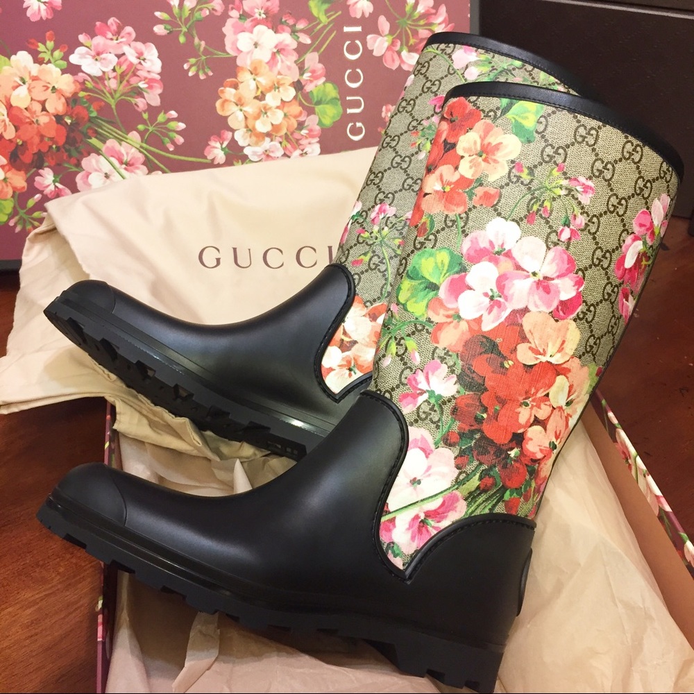 NEW Gucci Rain Boots GG Supreme Floral Bloom