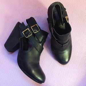 Steve Madden Block Heel Booties!