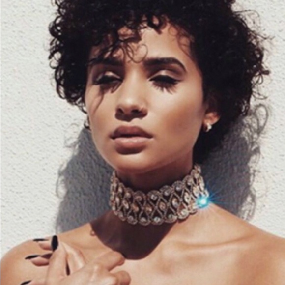 ONE LEFT Gigi Crystal Diamond Choker - Picture 8 of 8