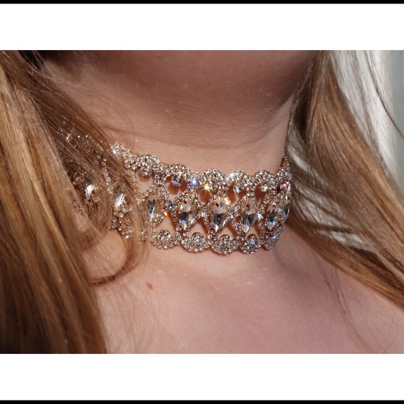 ONE LEFT Gigi Crystal Diamond Choker - Picture 2 of 8