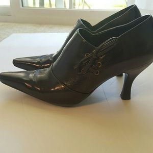 Franco Sarto Ankle Boots Heeled Size 7.5 Brown