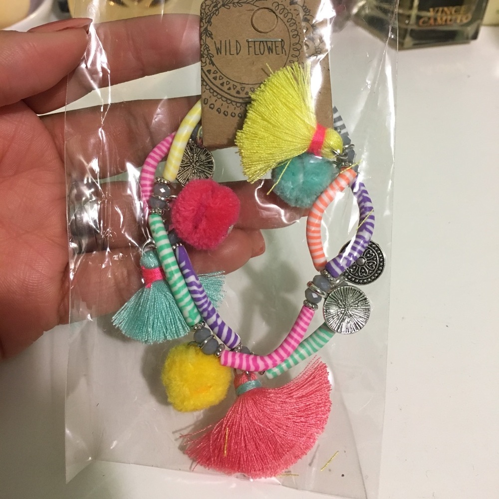 Bracelet