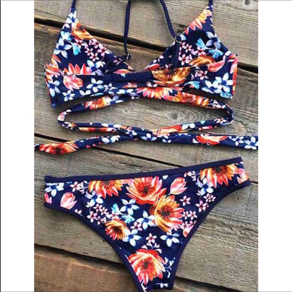 Cute as can be Cupshe bikini size Large