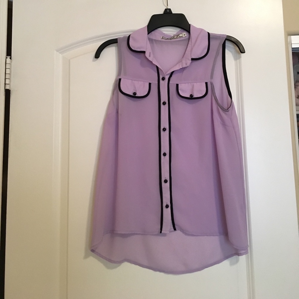 Button down sleeveless blouse