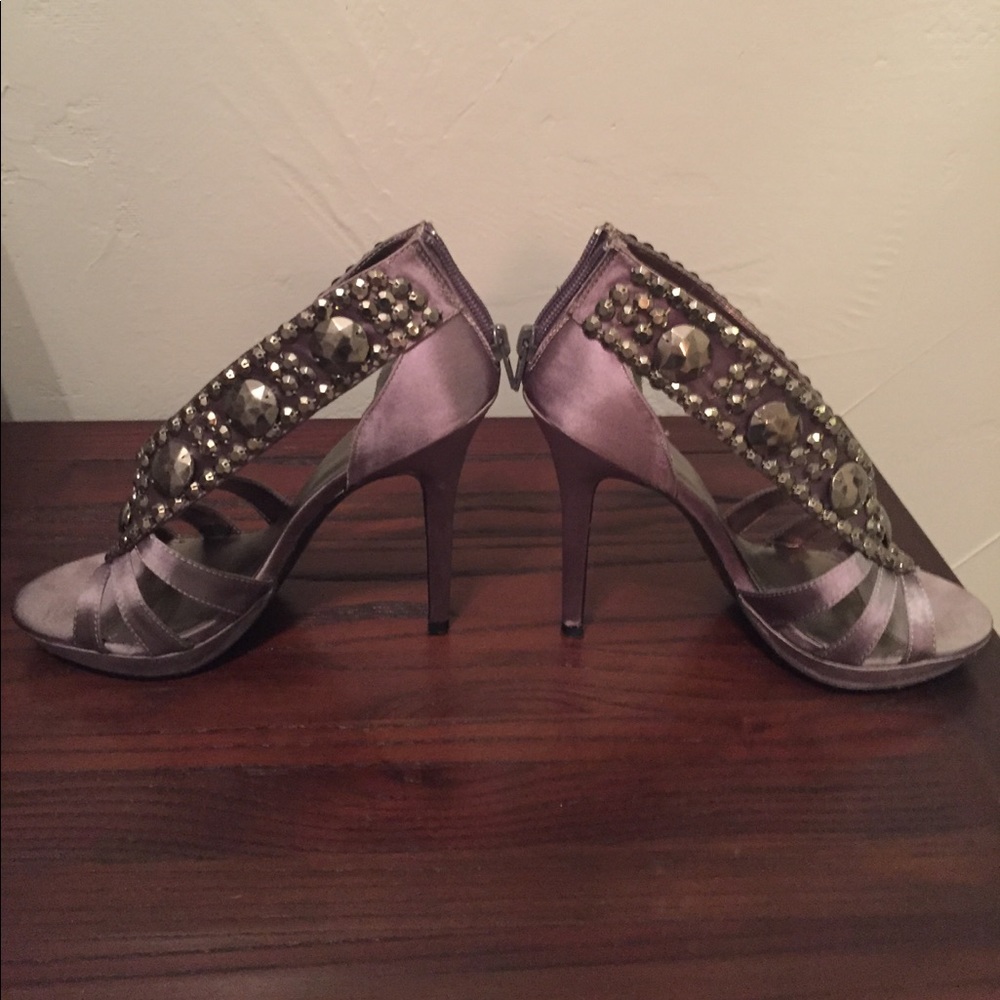 Bakers Pewter Ritzie Heel