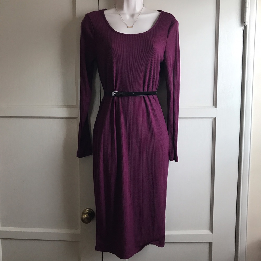 Old Navy burgundy/maroon knee length dress