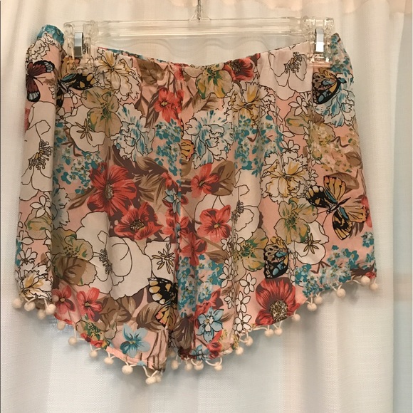 Flowy shorts - Picture 2 of 2