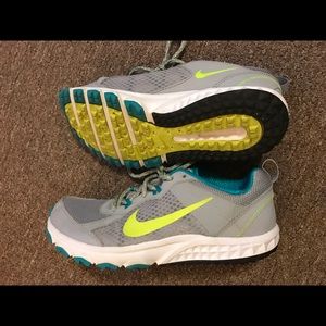 Nike Wild Trail Women's size 8 shoes