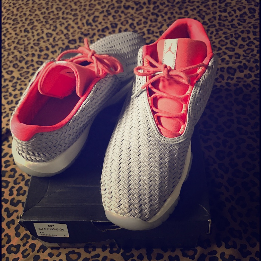 Jordan Future Low BG