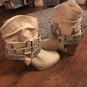 Cream boots with studded belts size 9