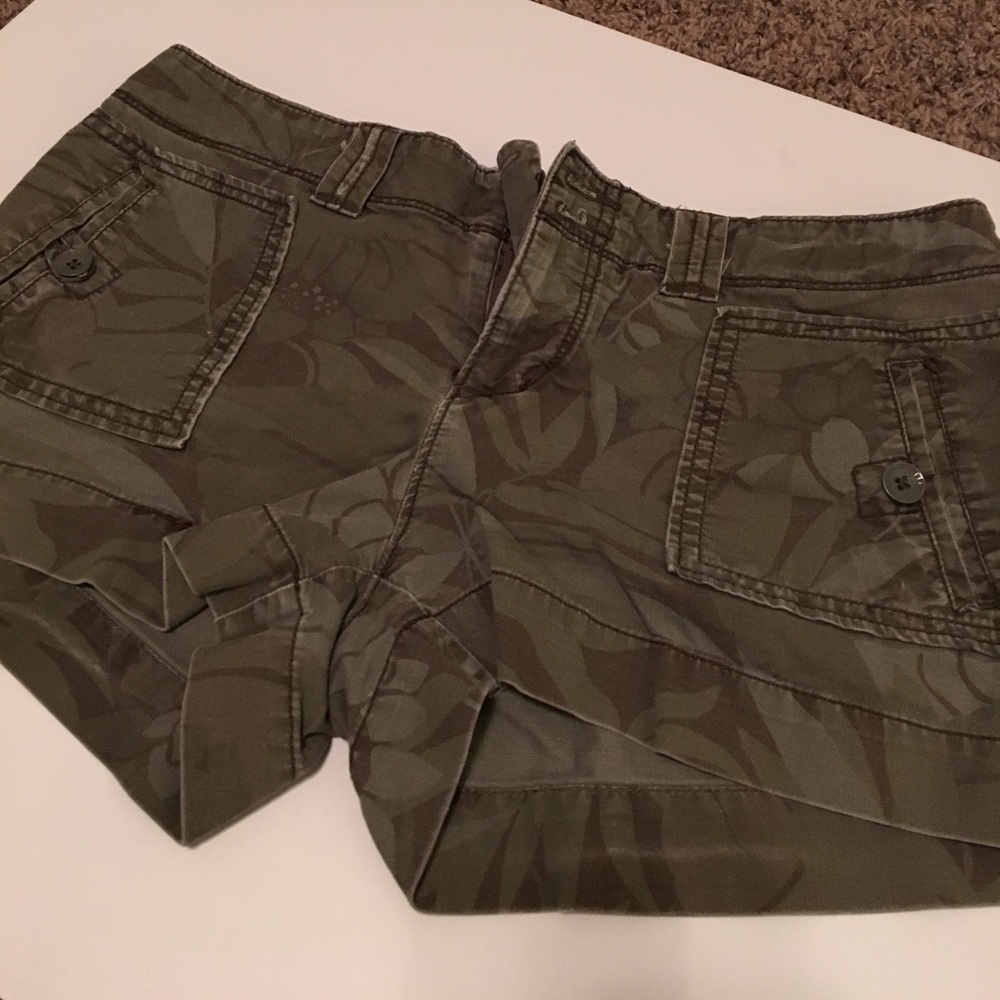 American Eagle shorts