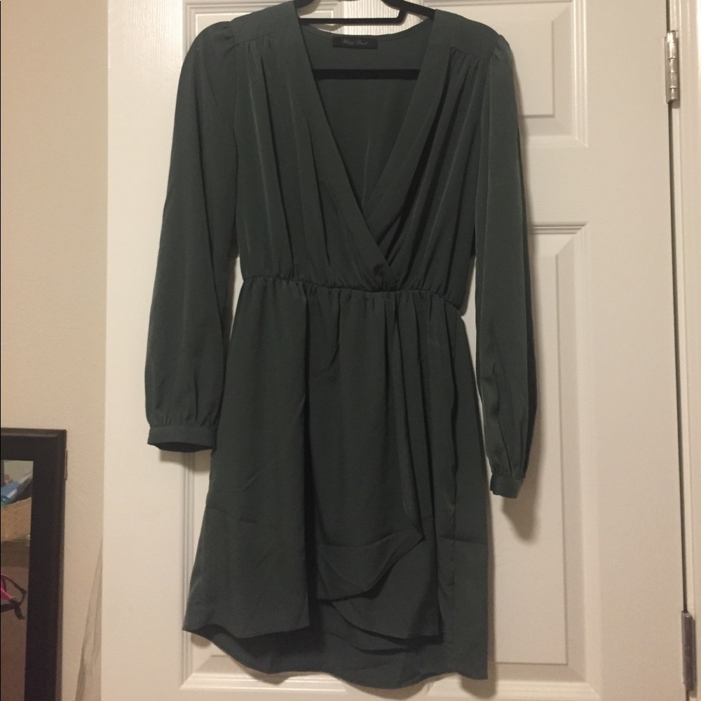 NWOT tobi olive green dress