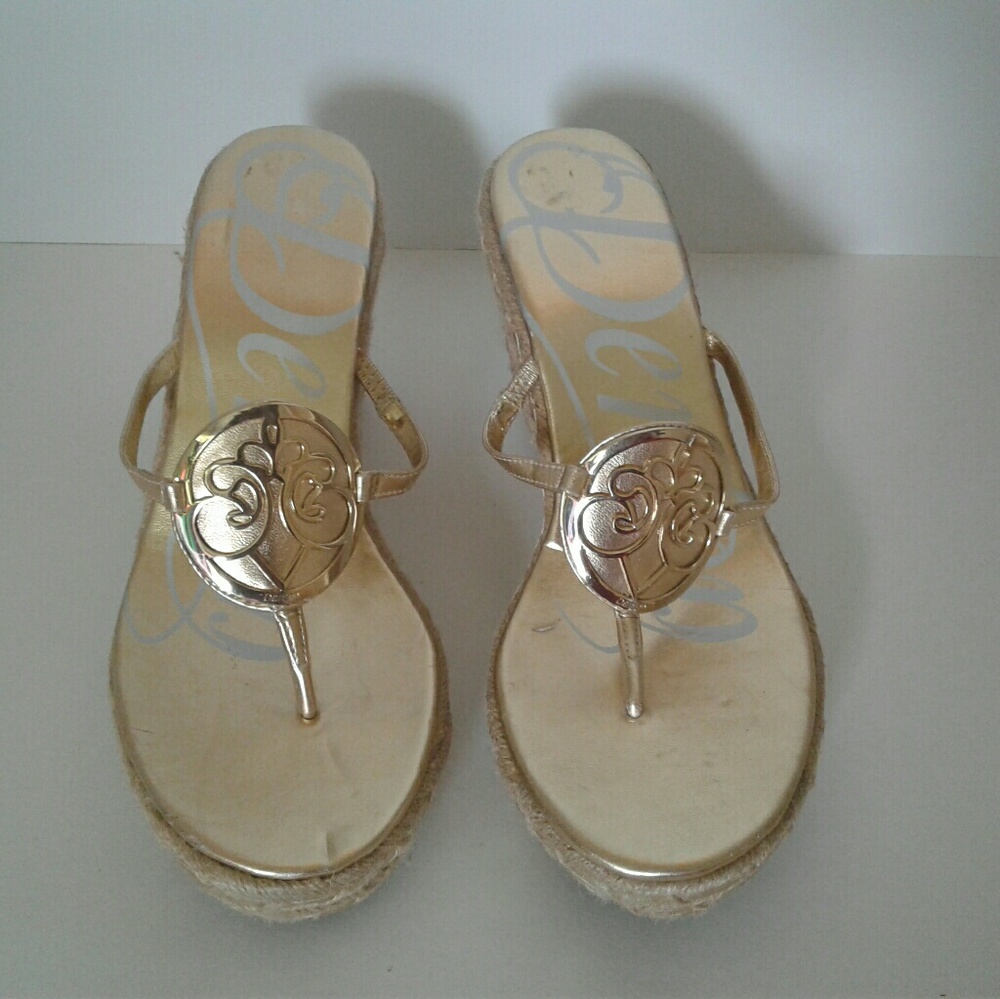 Dereon gold wedge sandal