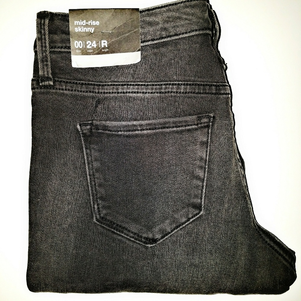 Black Wash  Mid Rise Skinny Jeans