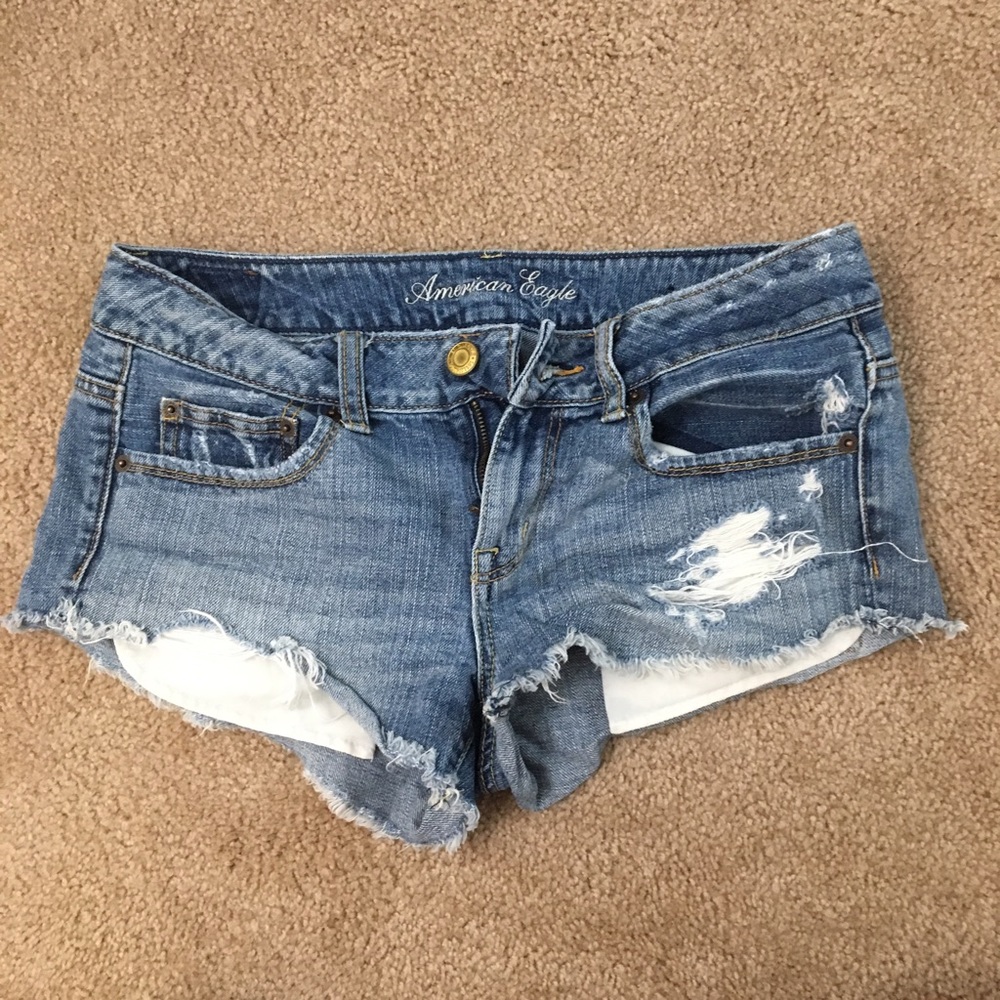 American Eagle Distressed Super Short Short 4