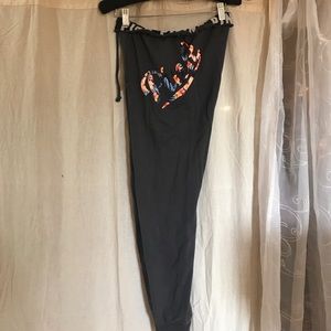 LIMITED ED Victoria's Secret PINK skinny jogger.