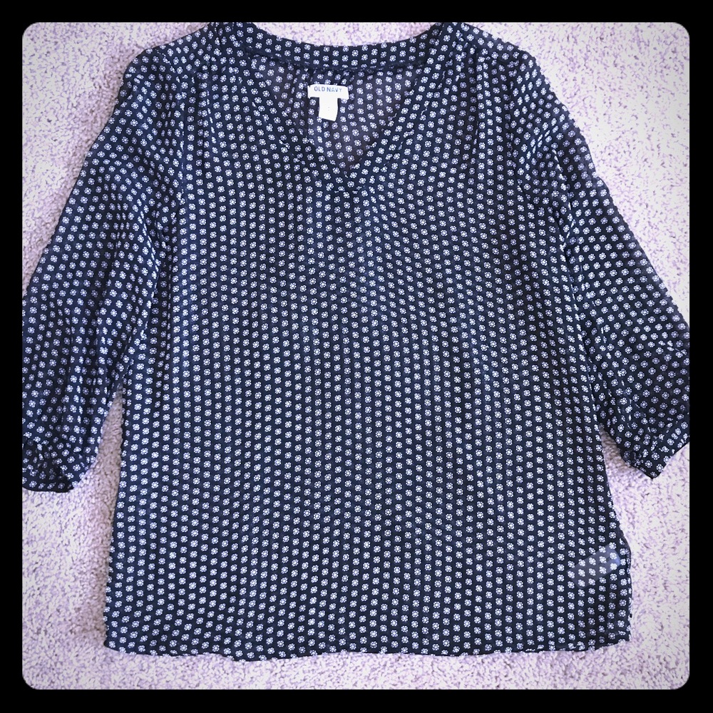 Old Navy black blouse