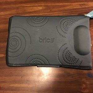 Diaper travel changing station