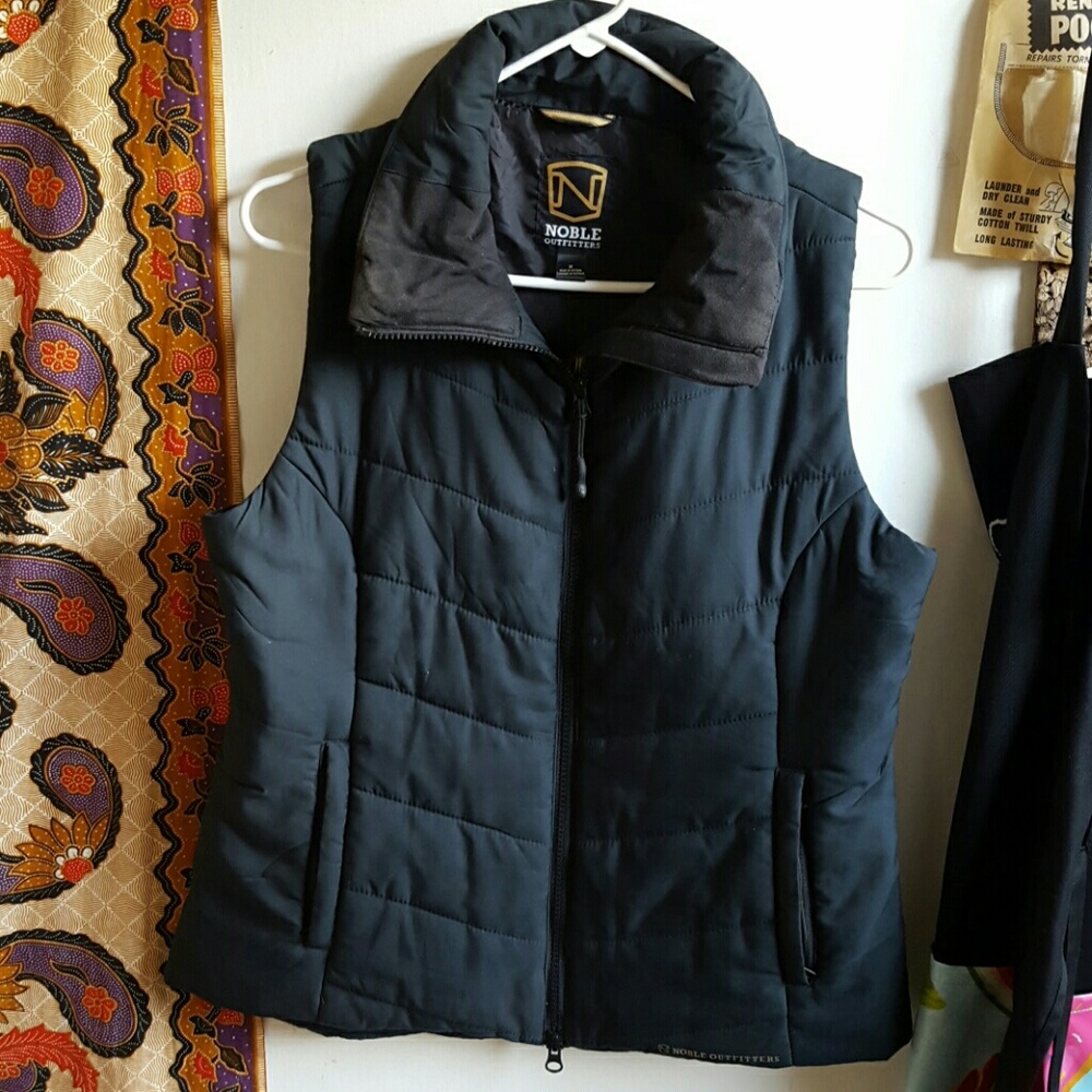 noble outfitters riding vest