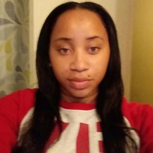 Meet your Posher, Monique