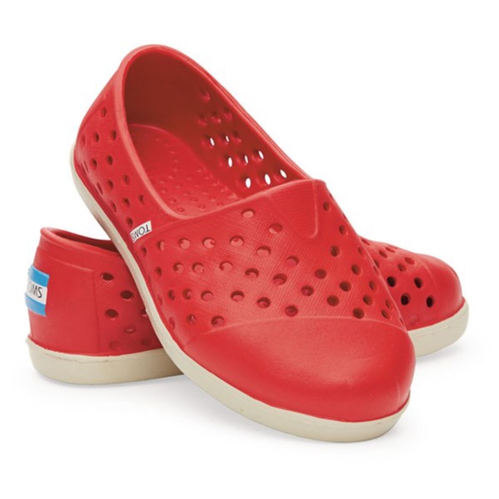 👶🏼NWT Toms Romper Waterproof Slip-on Shoes Red