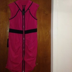 Hot Pink made with Expensive Bebe Brand NEW! 💚😻