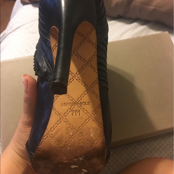 Leather anklet boots - Picture 3 of 3