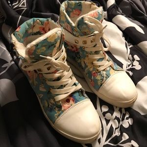 Light blue floral high-tops